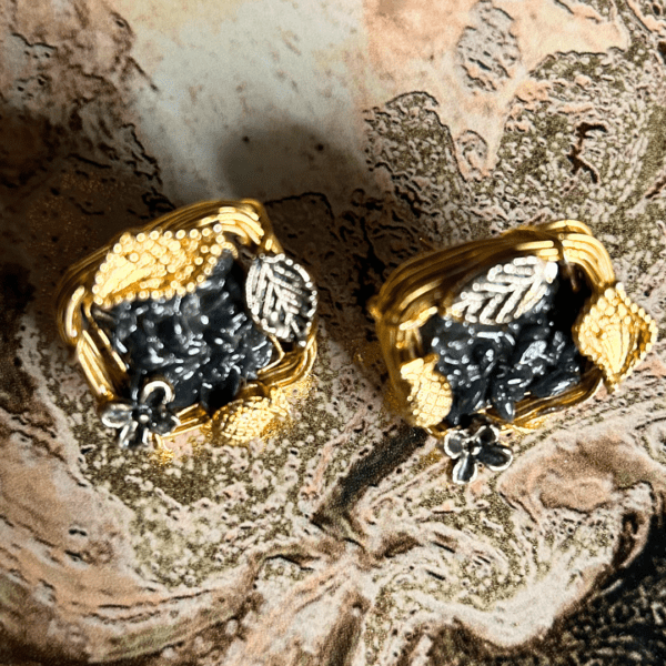 Premium Elegant Black Stone and Gold Leaf Earrings - Image 6