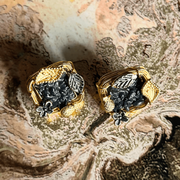 Premium Elegant Black Stone and Gold Leaf Earrings - Image 2